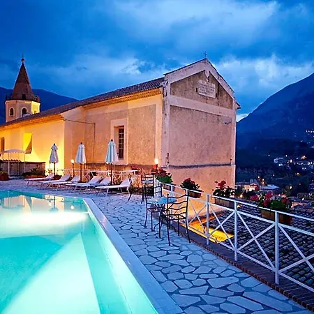 Hotel La Delle Donne Monache 4*