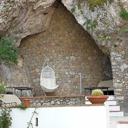 La Delle Donne Monache Maratea