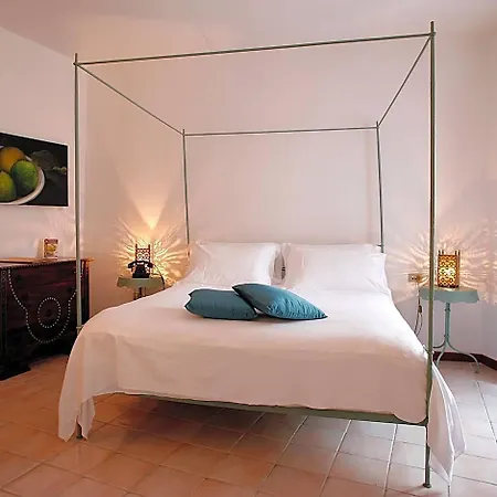 Hotel La Delle Donne Monache 4*